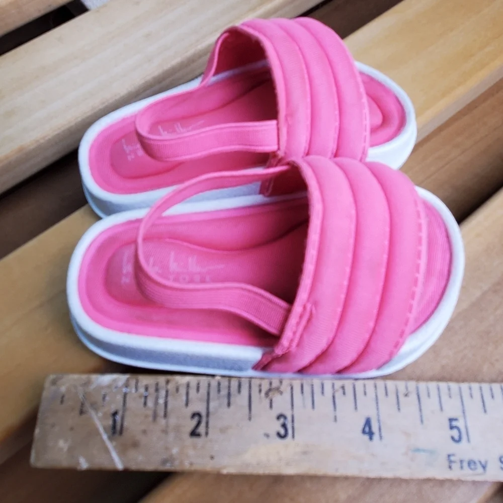 Nicole Miller Pink Baby Sandals. 4